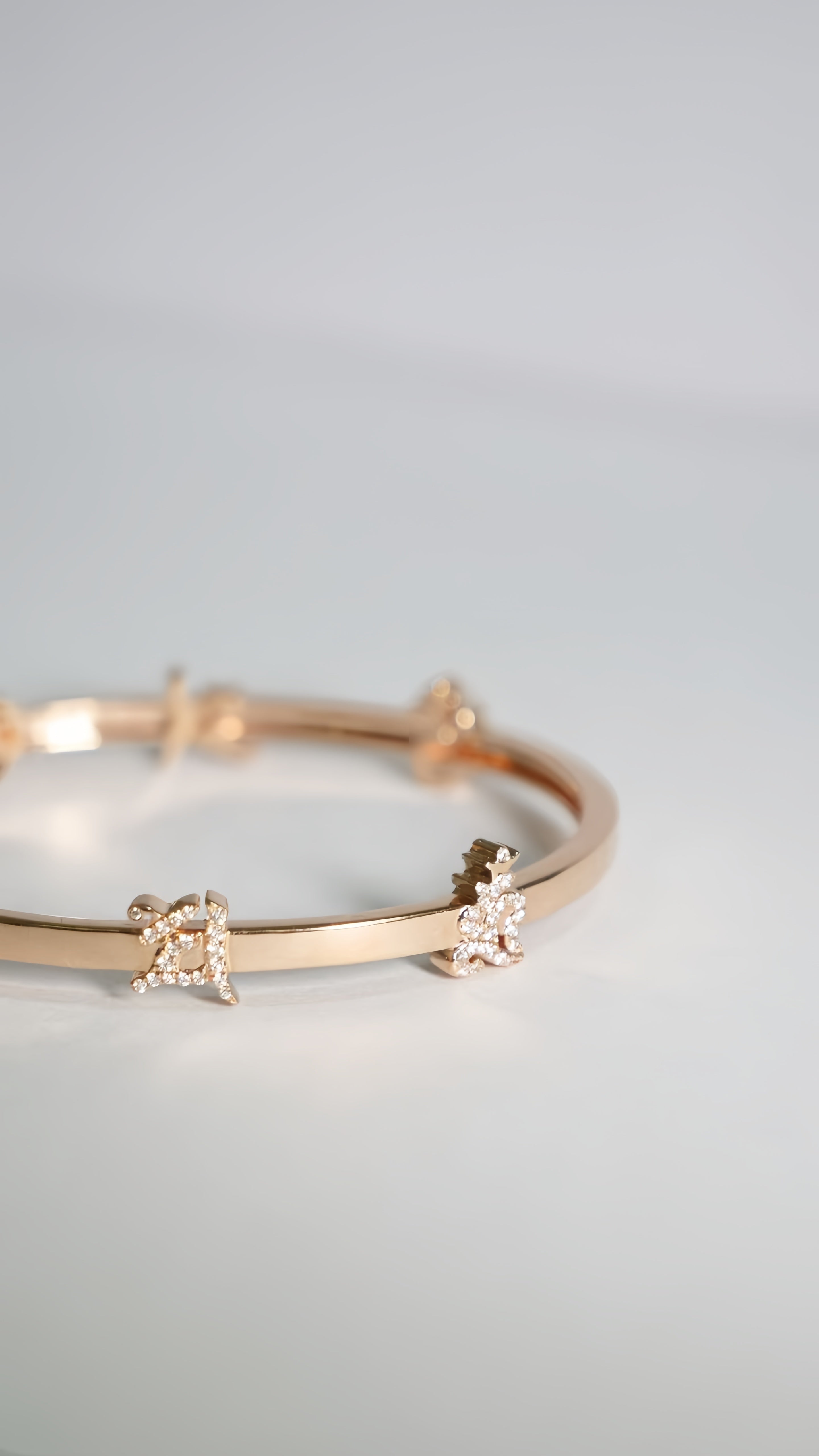 The six -Character Great Bright  Mantra" (Om Mani Padme Hum) bracelet