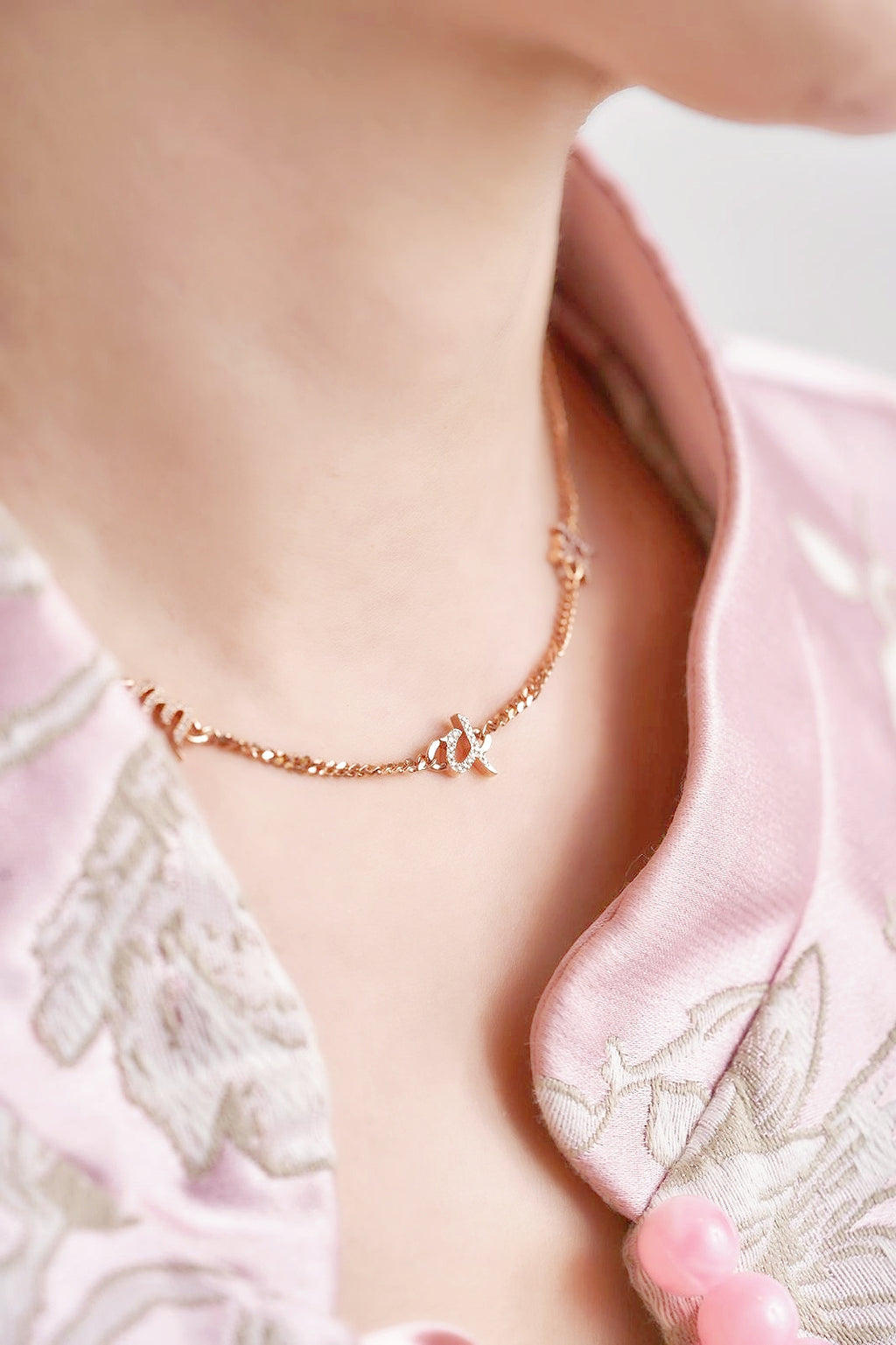 The is Six-Character Great Bright Mantra Diamond necklace (Protects Safety/Expels Evil/Purifies Magnetic Field/Guanyin Bodhisattva/Tathagata Buddha)