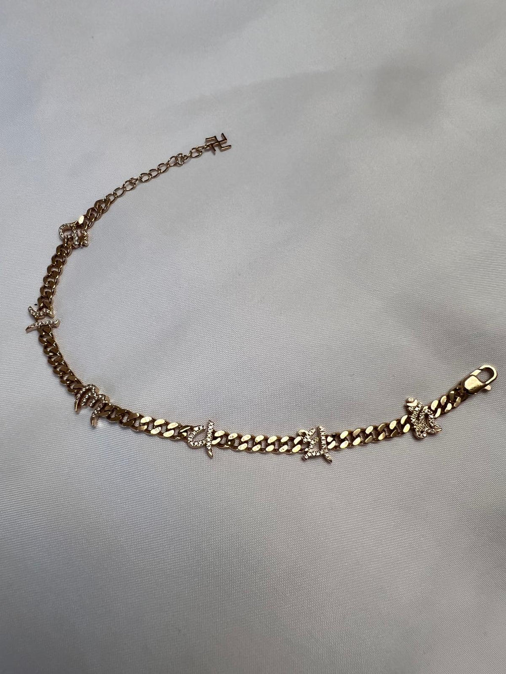 The six -Character Great Bright  Mantra" (Om Mani Padme Hum) diamond bracelet