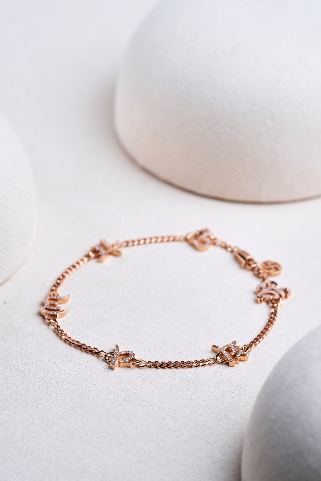 The Six-Character Great Bright Mantra “Diamond Bracelet