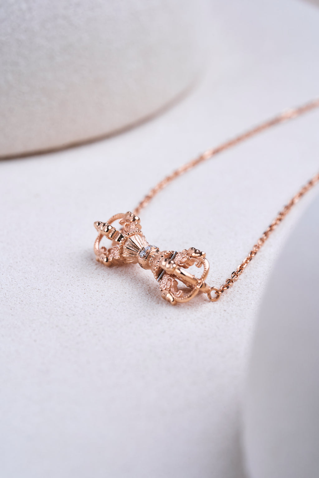 (Vajra)18k rose gold diamond necklace (Protect your body × to drive Evil × Keep your peace)