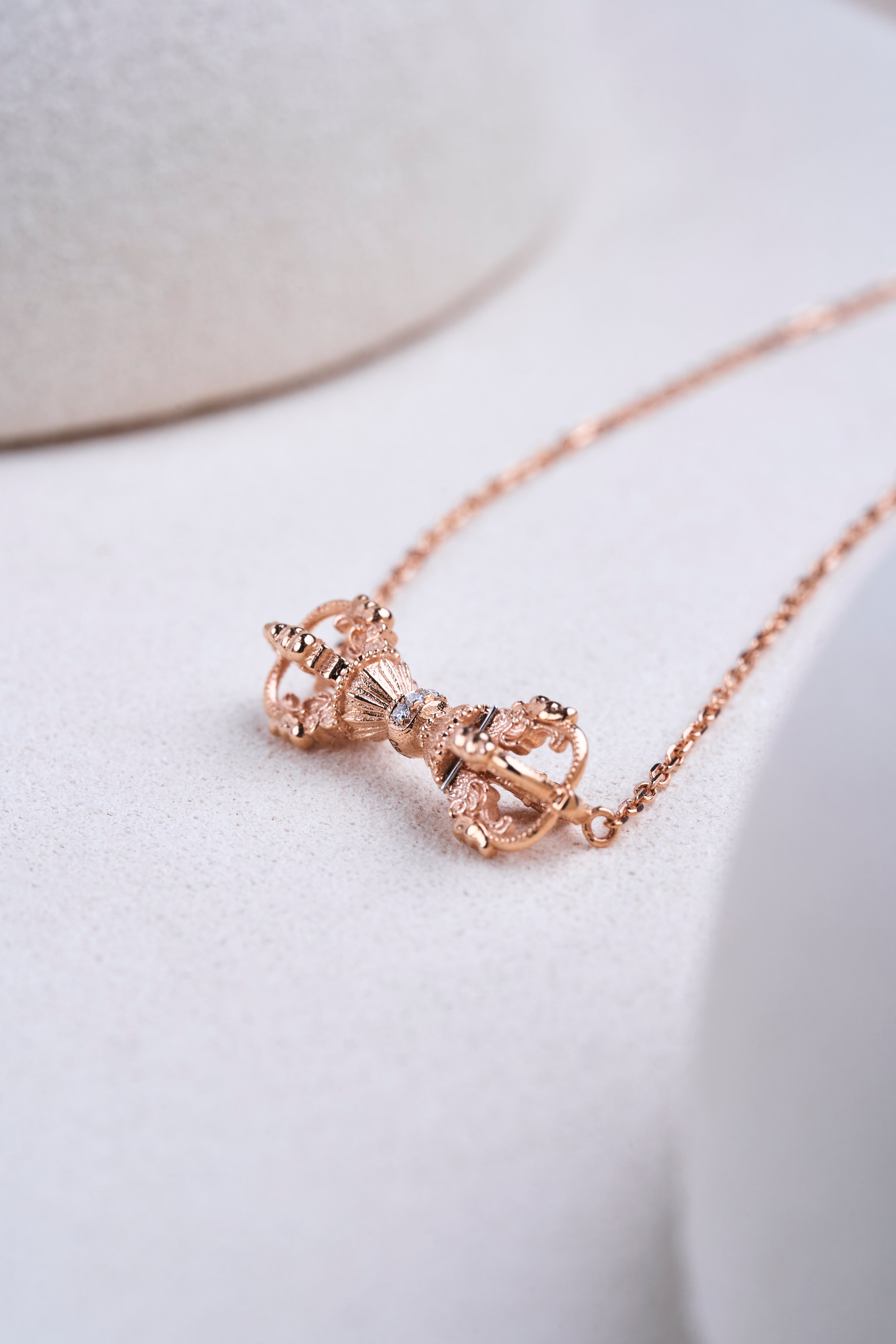 (Vajra)18k rose gold diamond necklace (Protect your body × to drive Evil × Keep your peace)