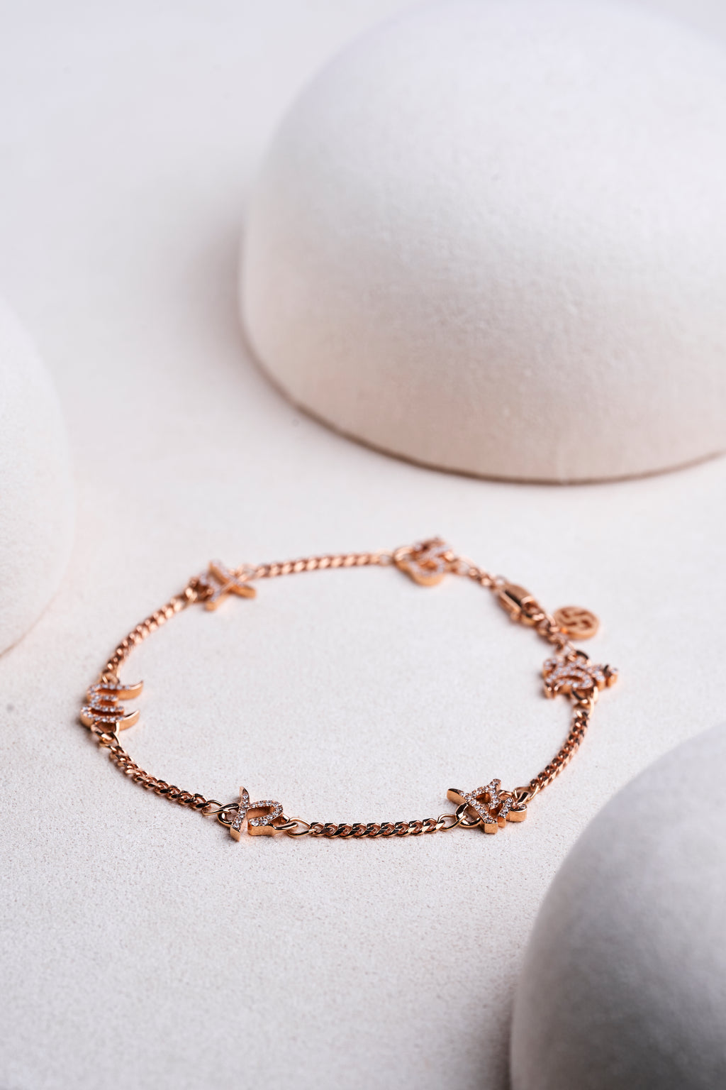 The Six-Character Great Bright Mantra “Diamond Bracelet