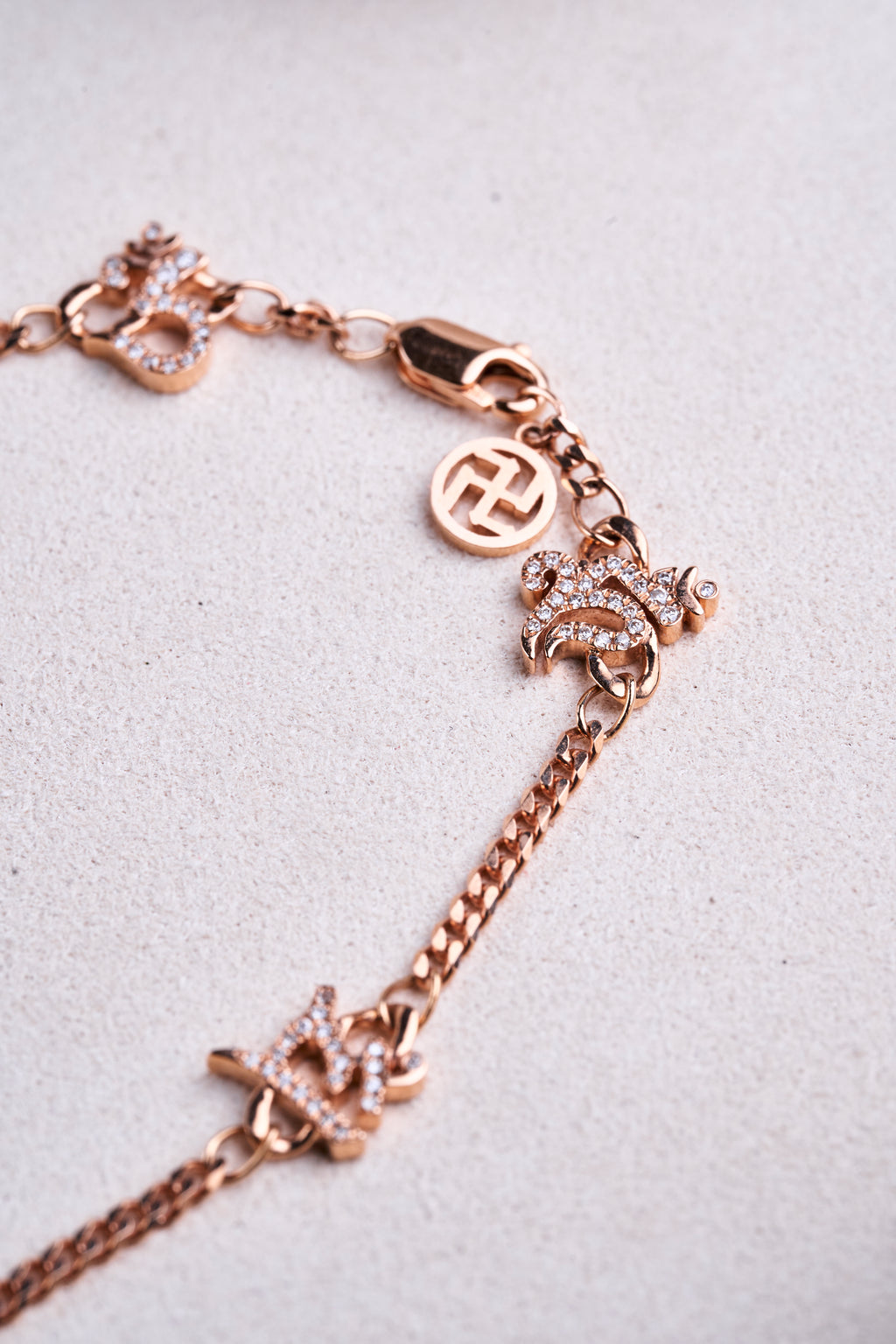 The Six-Character Great Bright Mantra “Diamond Bracelet